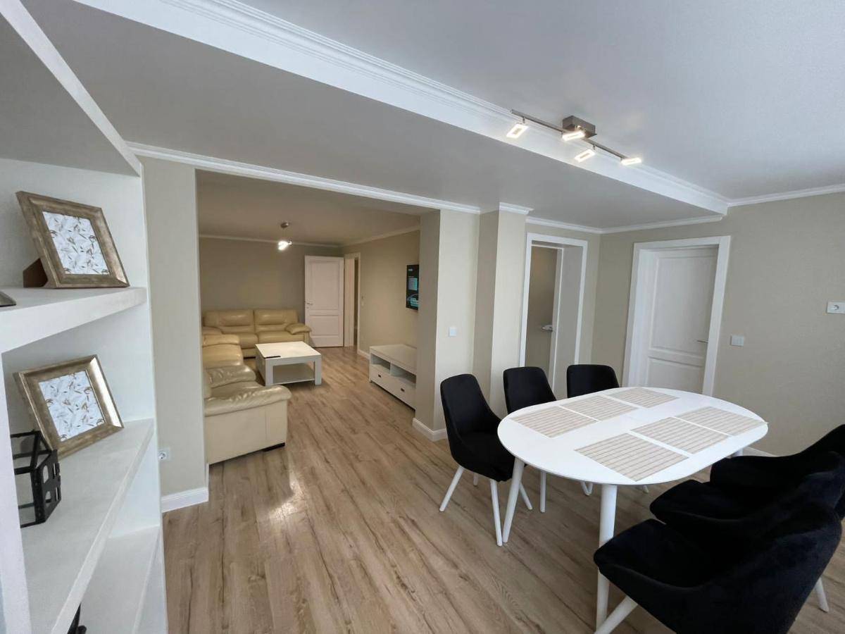 Apartament 1 Lalelelor Nasaud Eksteriør bilde