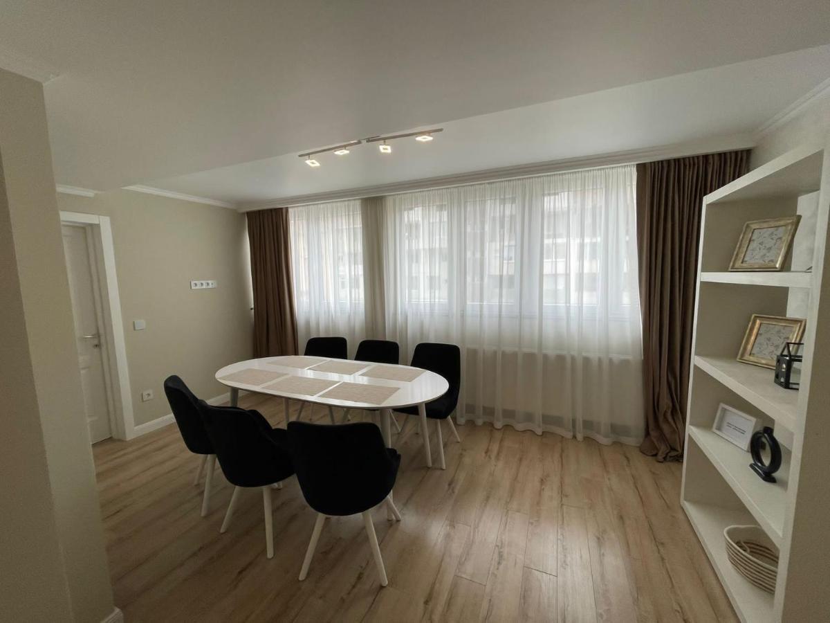 Apartament 1 Lalelelor Nasaud Eksteriør bilde