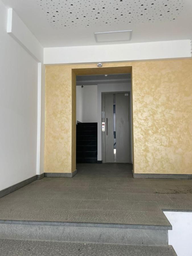 Apartament 1 Lalelelor Nasaud Eksteriør bilde