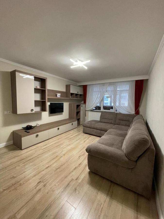 Apartament 1 Lalelelor Nasaud Eksteriør bilde